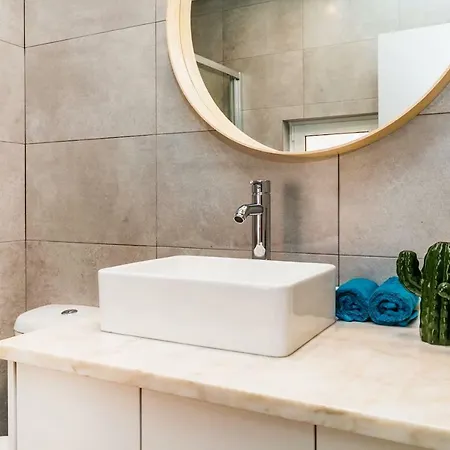 Brand New&cozy Studio: Bairro Alto/ Chiado Lisbona